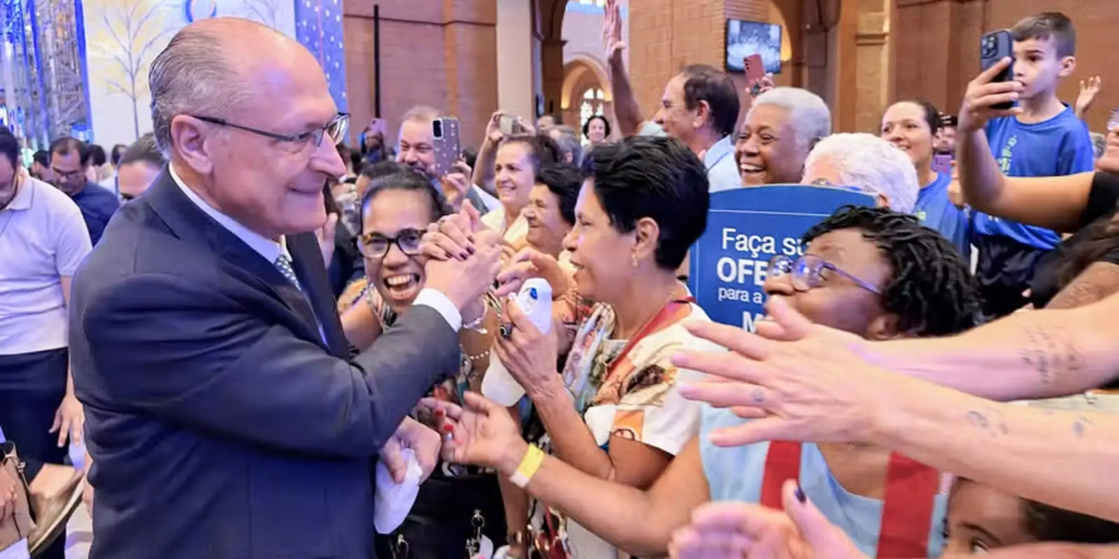 Alckmin exige isenção do TSE e reclama defesa da liberdade religiosa