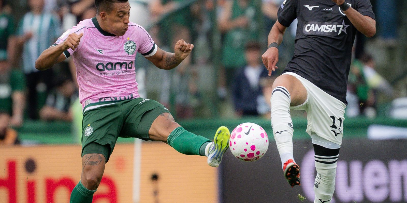 Coritiba e Botafogo empatam por 1 a 1 e seguem sem vencer no Brasileirão