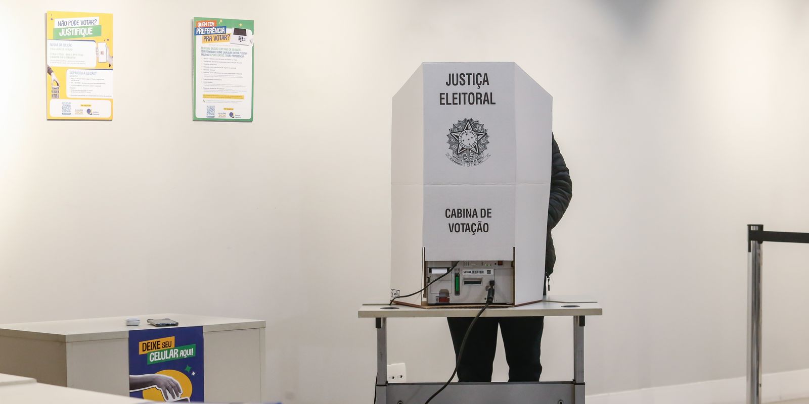 Dia 25: cidades votam em prefeitos e plebiscitos junto ao 2º turno