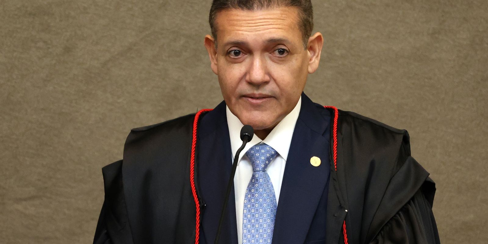 Kassio Nunes Marques manda suspender canal 'Exército do Lula' no WhatsApp