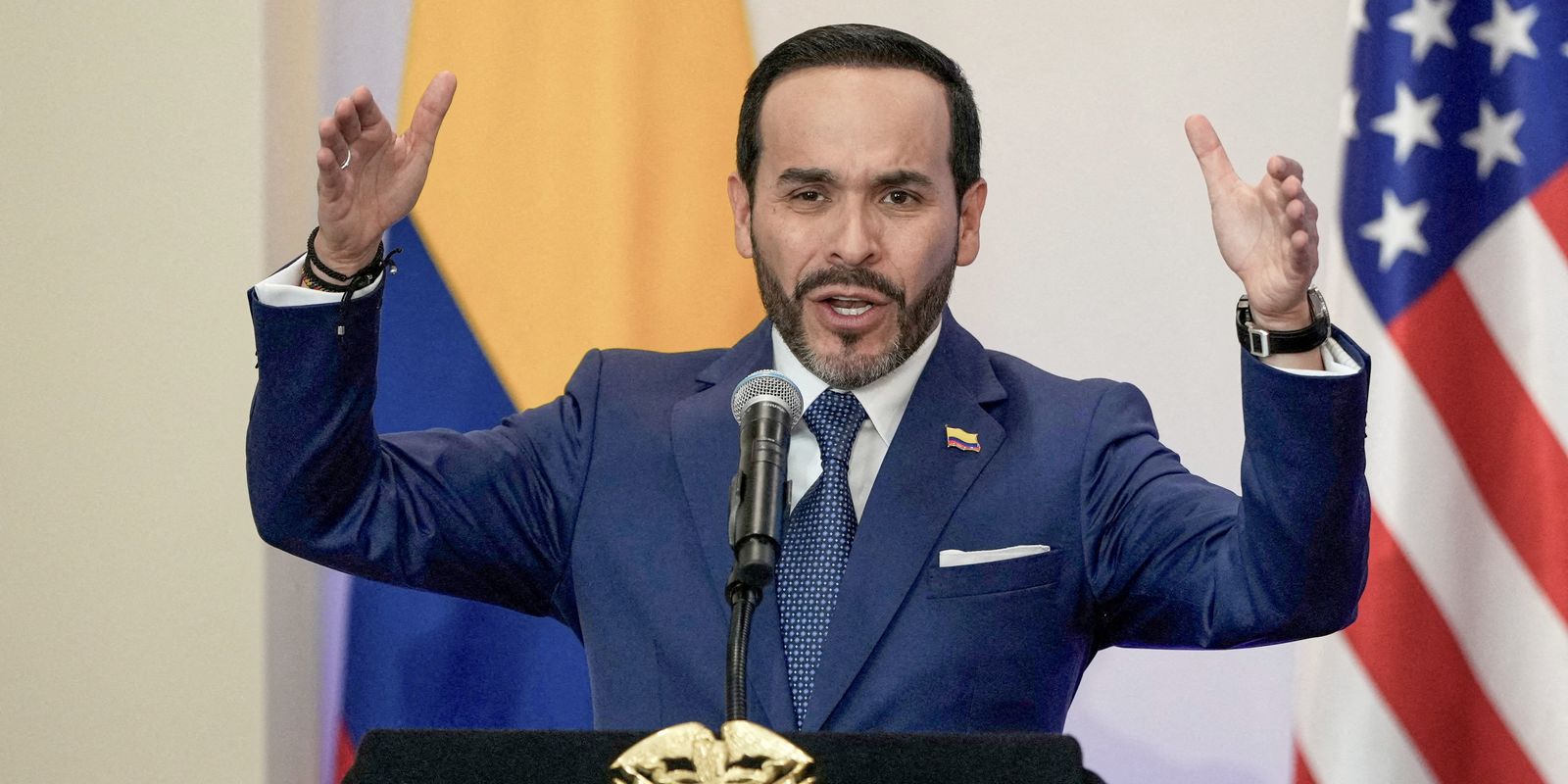 Presidente colombiano amplia poder para conter protestos com novo decreto