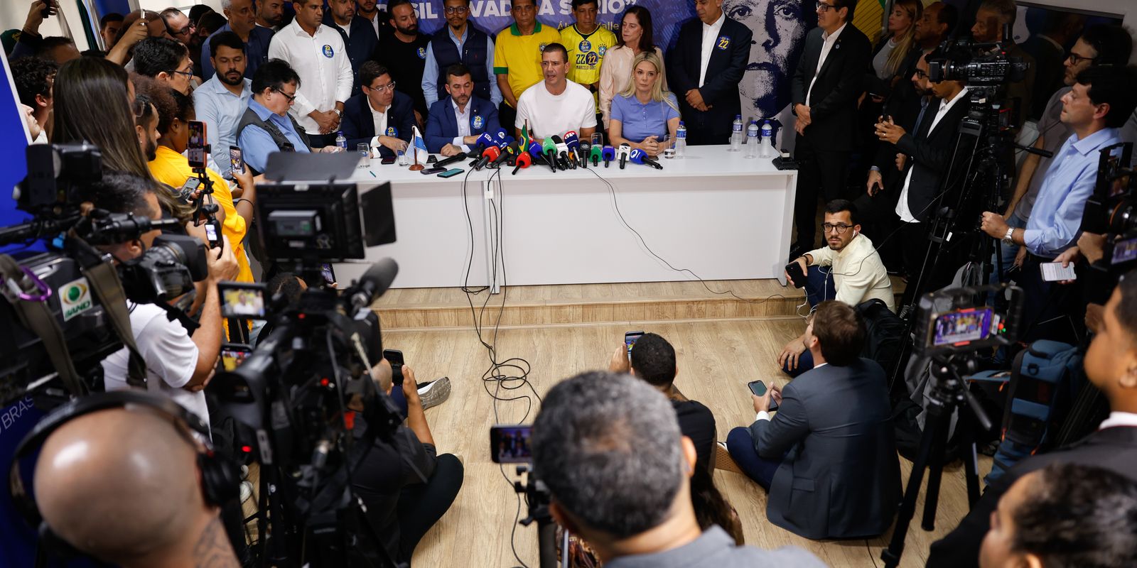 Ruas critica recurso de Paes ao STF e se declara governador do RJ