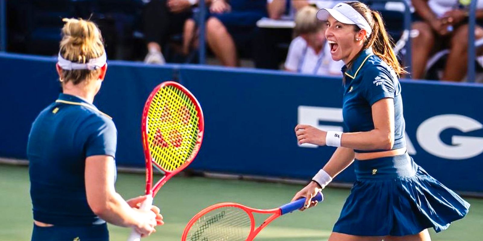 Stefani e Dabrowski vencem estreia e avançam às quartas em Wuhan