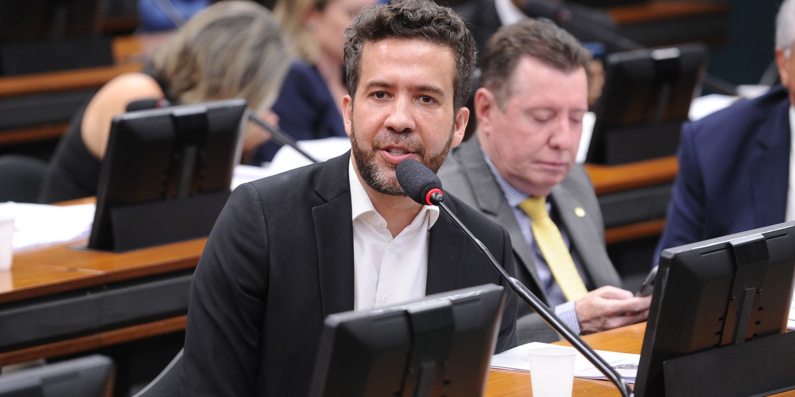 TSE manda bloquear canal 'Exército do Lula' após ação do PL